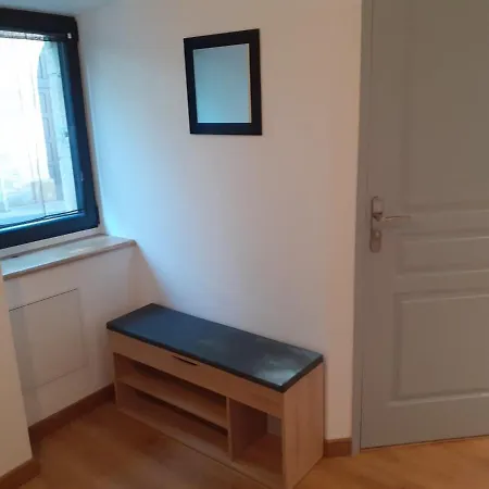 Apartment Le Menascle Saint-Georges-de-Luzençon